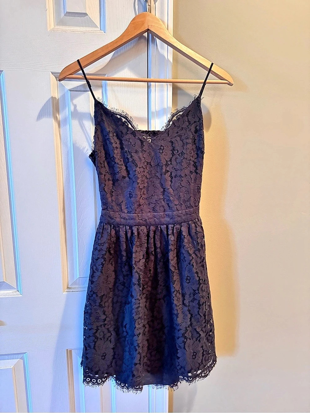 Joie Black Lace Mini Dress Size Small Like New